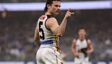 Hawks stroll past Eagles to lock in top-four finish and date with Dockers