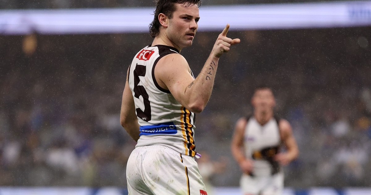 Hawks stroll past Eagles to lock in top-four finish and date with Dockers