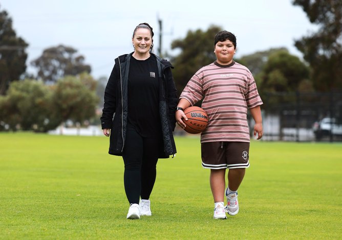 Samantha Laine and 10-year-old son Patrick together at Burrendah Park. Samantha is walking 130km in September to raise money for Respiratory Care WA, as Patrick suffered from severe asthma. Picture: Ian Munro