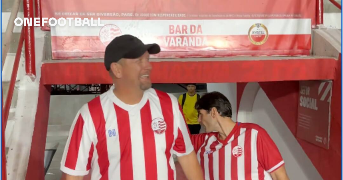Not AI! LeBron James's NBA coach at a Brasileirão Série B game