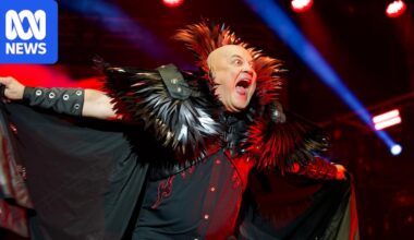 Mundi Mundi offers music fans complimentary day amid improved weather