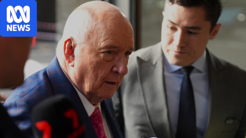 Alan Jones complainant denies reporting broadcaster to police to 'get money'