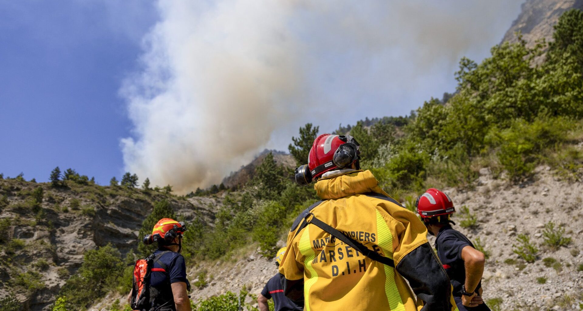 ASO announces fan restrictions on some sections of Tour de France Femmes queen stage to Mont Ventoux due to wildfire risk