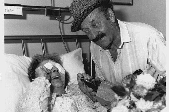 Cookie (Syd Heylen) visits Esme (Joyce Jacobs) in hospital after one of her bottles of homemade ginger beer explodes in her eye.