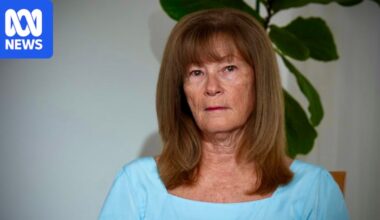 Woman 'gobsmacked' after Sydney doctor asked to write reflection letter on unwanted surgeries