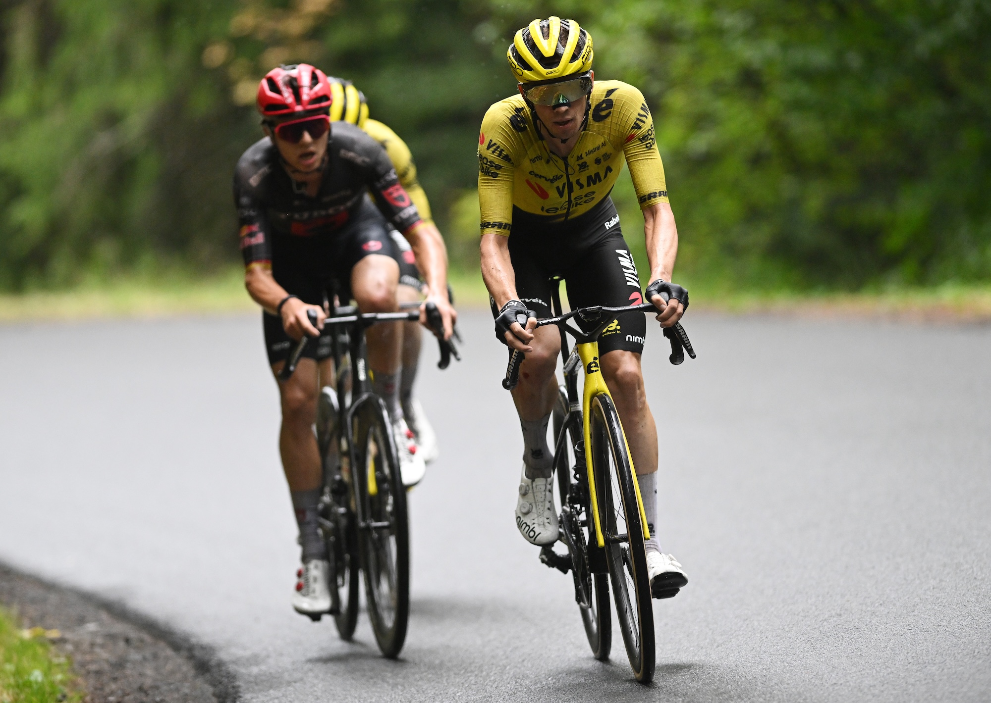 KARPACZ, POLAND - AUGUST 06: Stage winner Bart Lemmen of Netherlands and Team Visma | Lease a Bike competes in the breakaway during the 83rd Tour de Pologne 2026, Stage 4 a 176km stage from Zagan to Karpacz 812m / #UCIWT / on August 05, 2026 in Karpacz, Poland. (Photo by Luc Claessen/Getty Images)