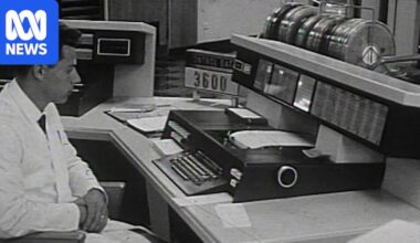 Sixty years ago, 'metal boxes' threatened to take over jobs. Now AI is