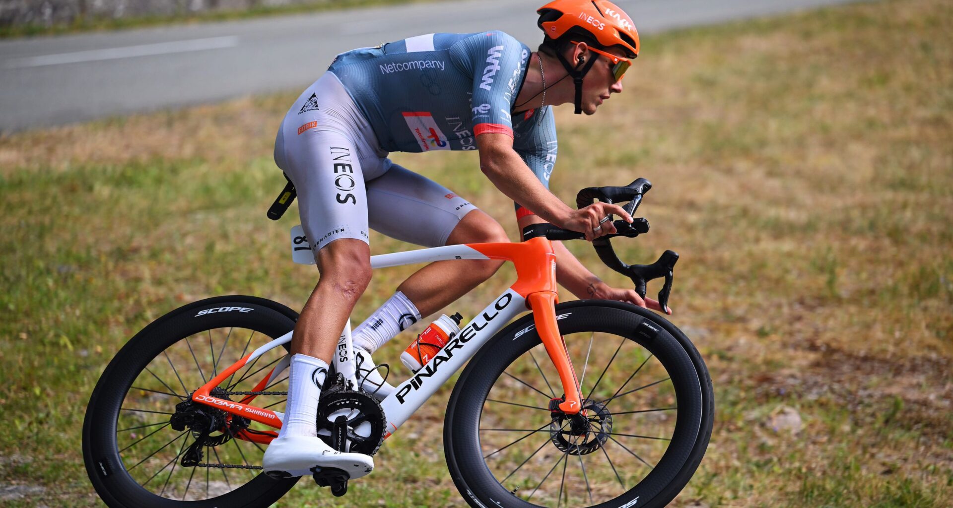 Josh Tarling abandons Vuelta a España on stage six