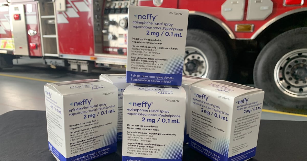 Innisfil firefighters first in the country to carry potentially life-saving nasal spray - CTV News