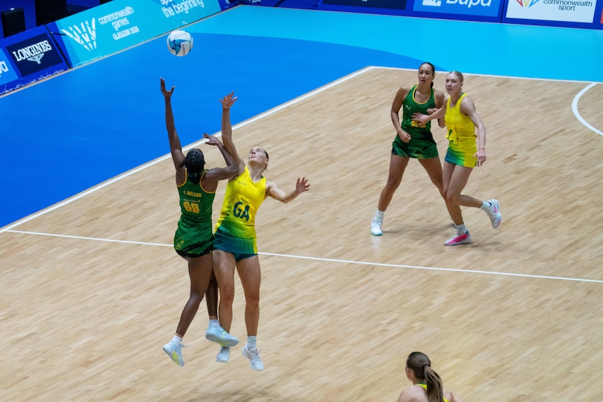 The ball is contested during the Australia Diamonds' netball semifinal against Jamaica at the 2026 Glasgow Commonwealth Games.