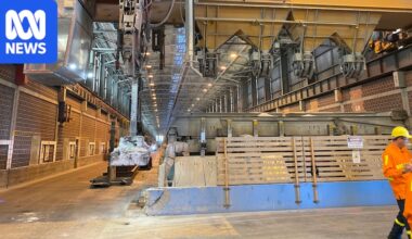 Federal and NSW governments to split $2.5 billion Tomago Aluminium bailout