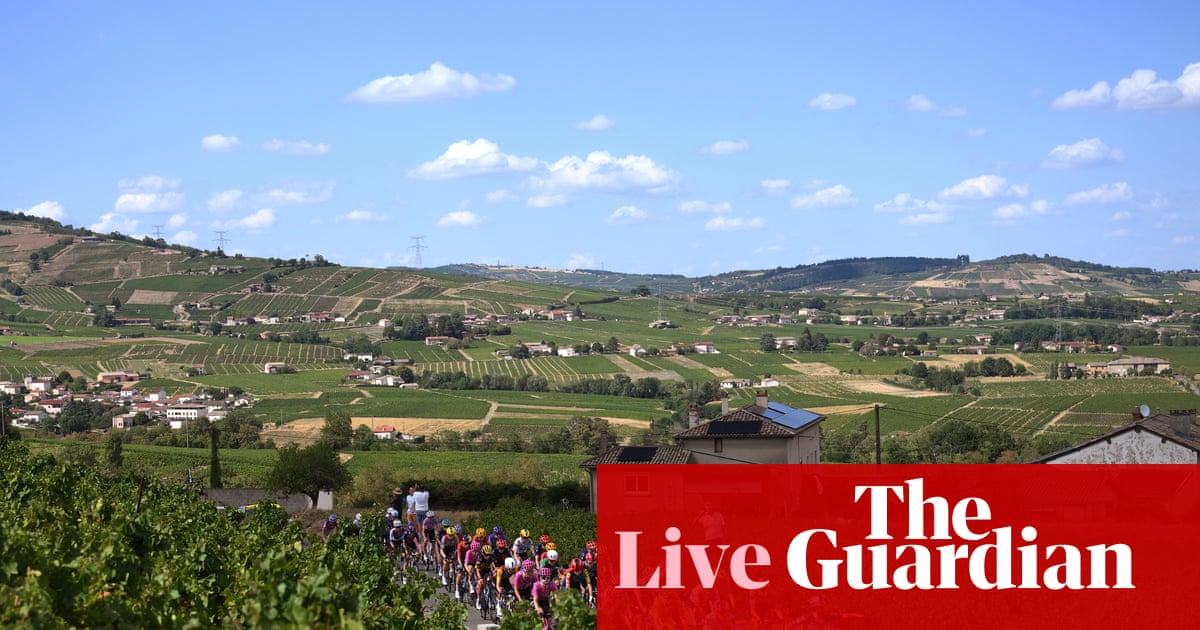 Tour de France Femmes: Niewiadoma and Vollering fight for yellow on final stage – live updates | Tour de France