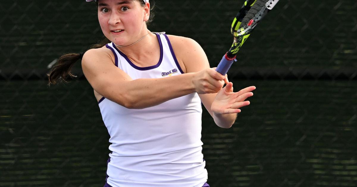 L-L looks a little different for girls tennis in 2026 | Girls' tennis