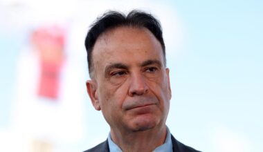‘Why not?’: V’landys’ vow over controversial playoff plan; Warriors land signing blow on QLD rival — NRL Daily