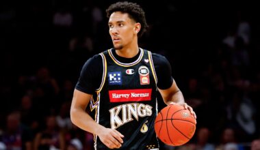 Three-time champion signs with Taipans
