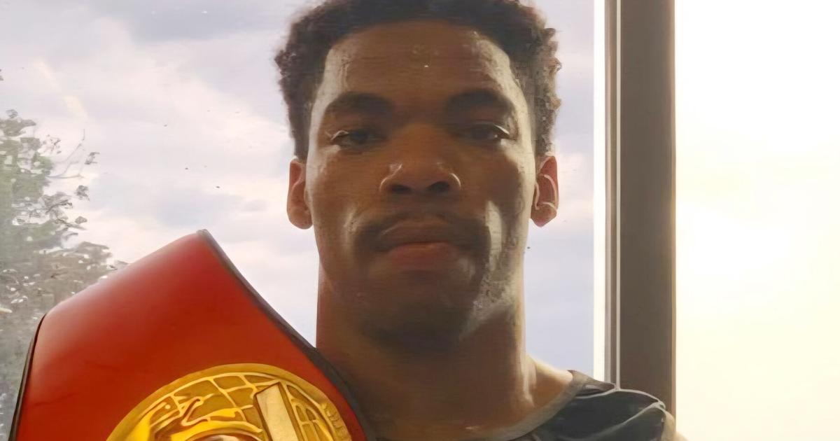 LOCAL BOXING: Sluggers’ Russell wins bout in Aurora | Community