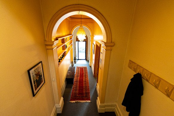 Ron and Cherryl Barassi lived at Marli Place in St Kilda for more than 40 years. 