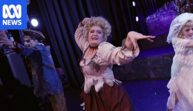 As big musicals struggle, Brisbane's independent theatres are innovating to keep the spotlights on