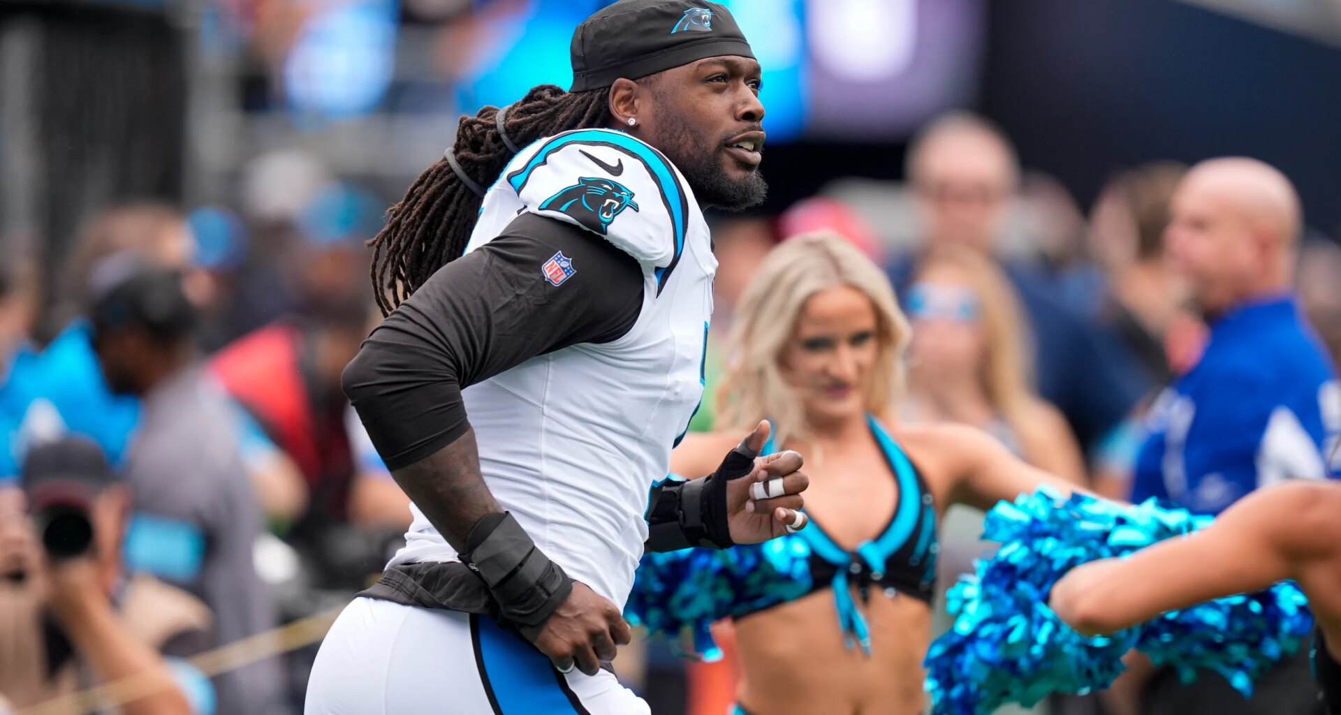 NFL free agency: Ex-Panthers OLB Jadeveon Clowney signs with Texans