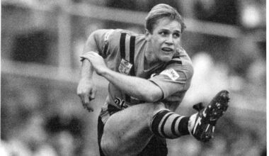 Former Wallaby and Tiger Brian Smith dies, age 59