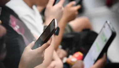 Problematic use of social media that goes beyond screen time can sometimes be linked to emotional distress, loneliness, identity struggles, said experts.