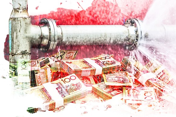 The report found City Water, formerly known as Redland Water, was in dire straits. 