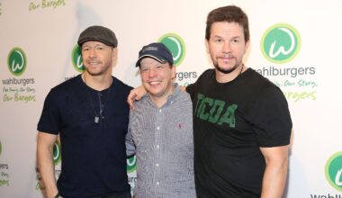 'Four remarkable years': Mark Wahlberg's Wahlburgers chain quietly closes majority of Australian venues