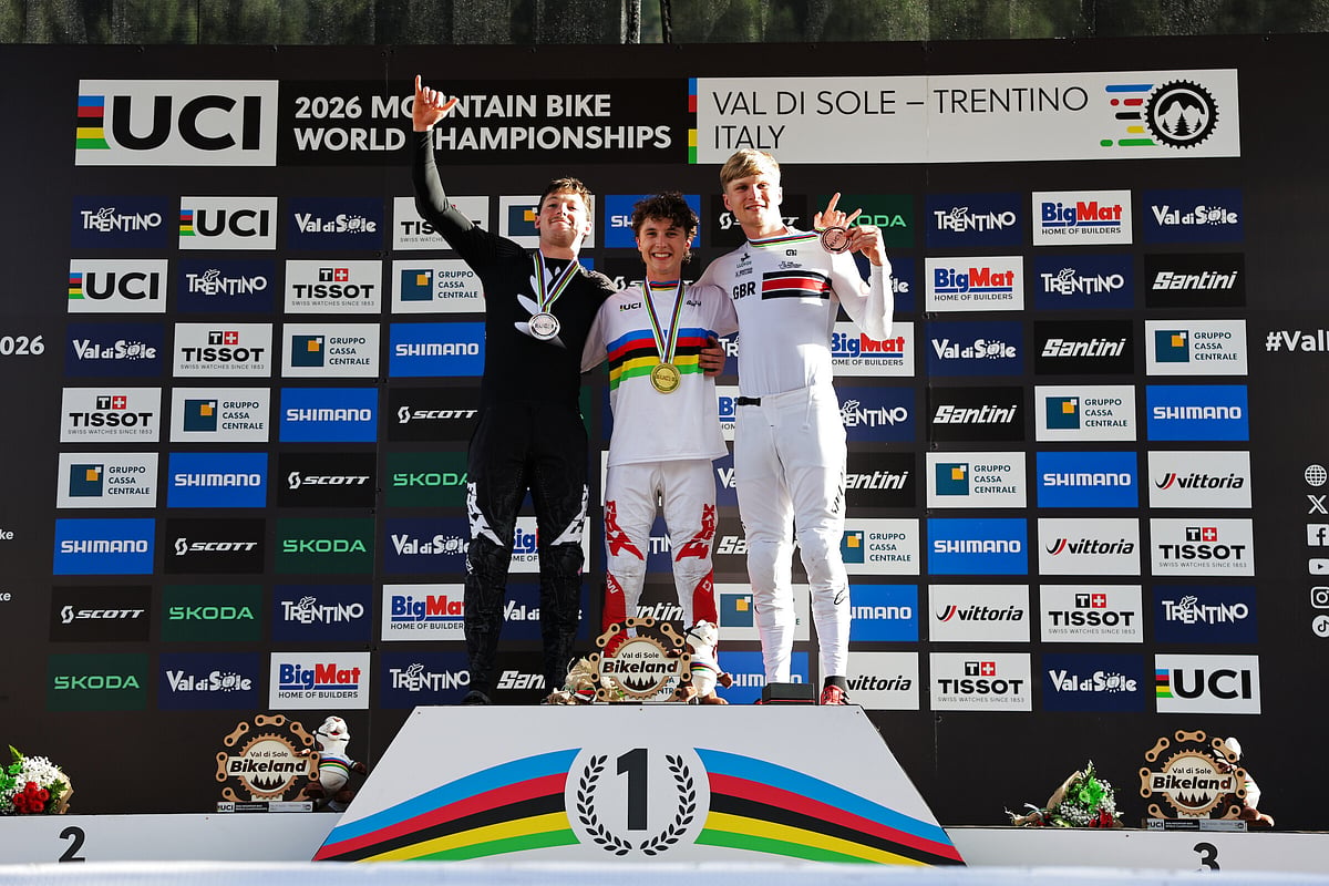 Stevens-McNab nabs elite downhill medal at UCI MTB World Championships