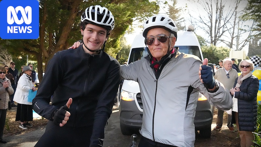 Grandfather and grandson cycle 5,300km across Australia for motor neurone disease