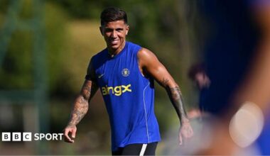 Enzo Fernandez smiling