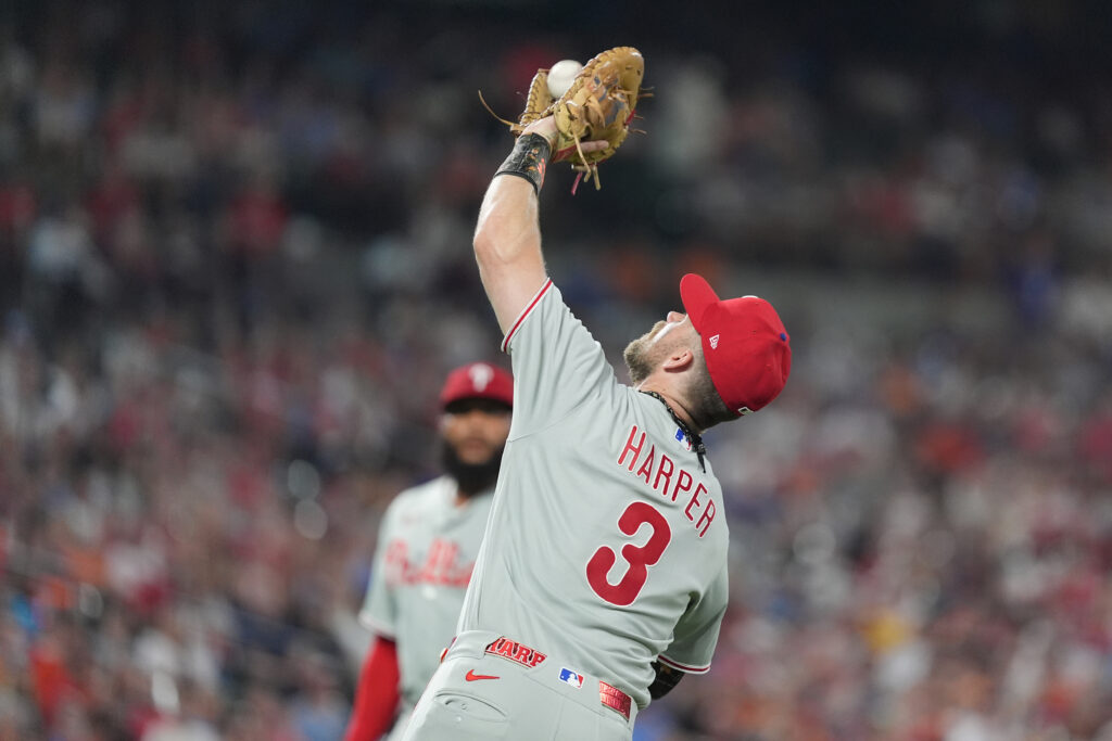 Phillies To Move Bryce Harper To Outfield