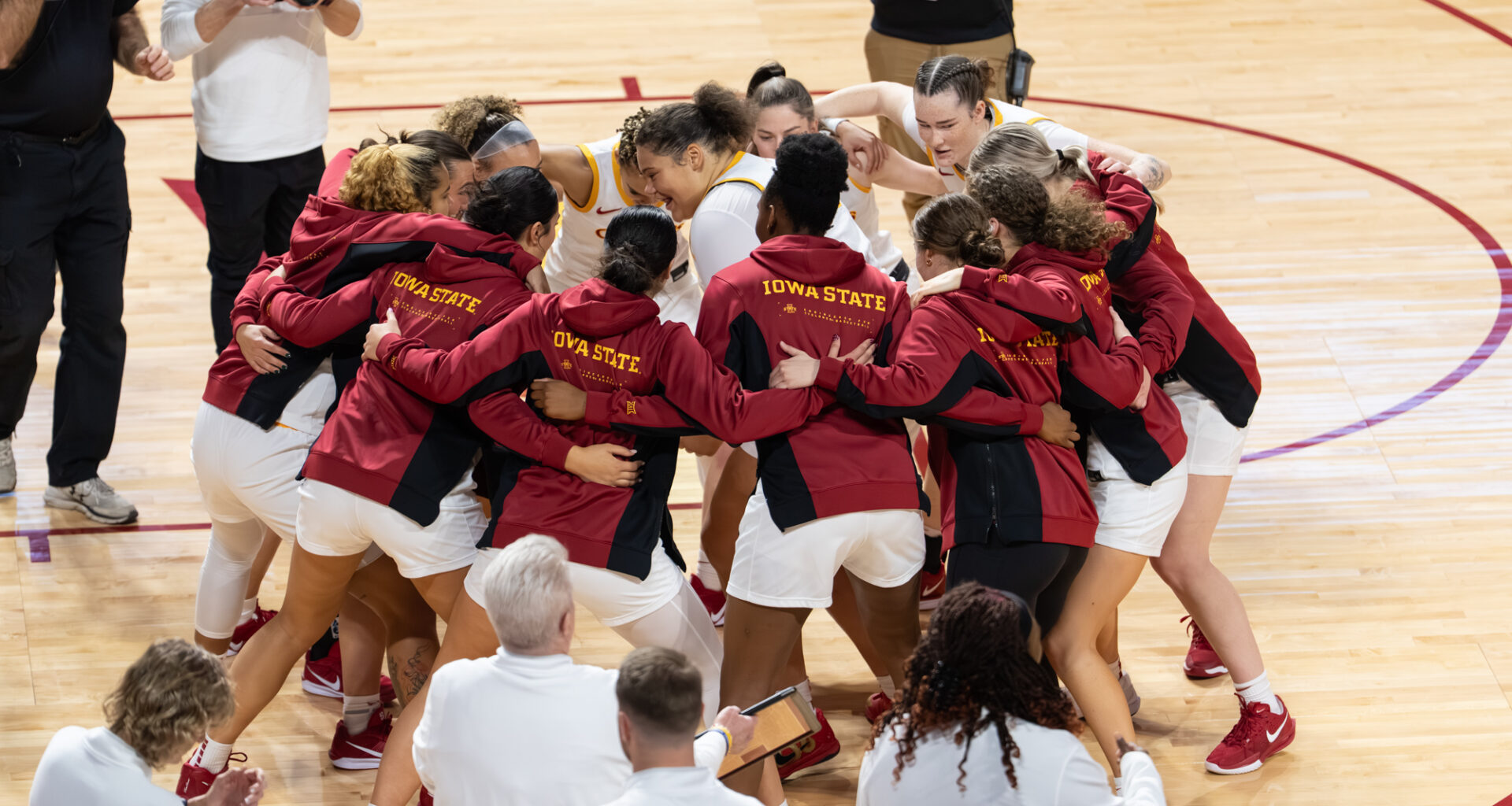 Woods: Way-too-early predictions for the 2026-27 women’s basketball season – Iowa State Daily