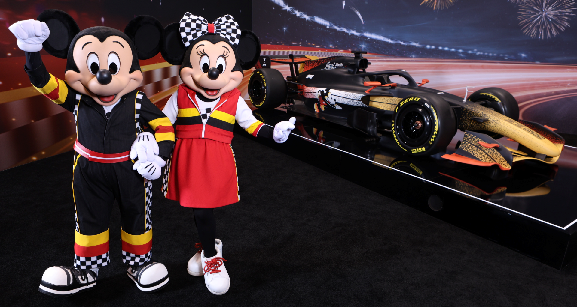 Formula 1 Cars Mickey Mouse and Minnie Mouse