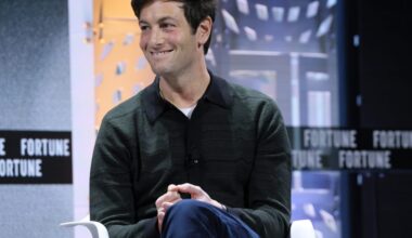 The Lakers would provide Joshua Kushner with an iconic team — and a 'powerful tax shield'