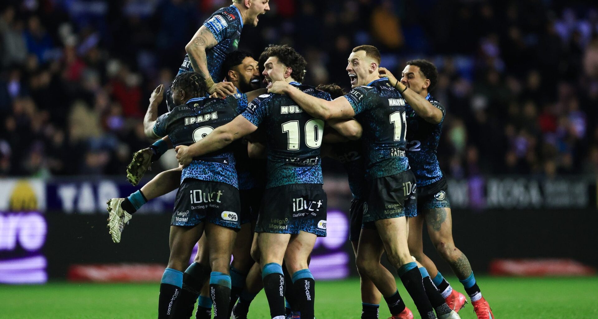 Oceans apart: NRL’s Super League takeover bid hits roadblock