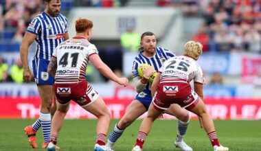Former NRL star banned for rest of season after Super League punch