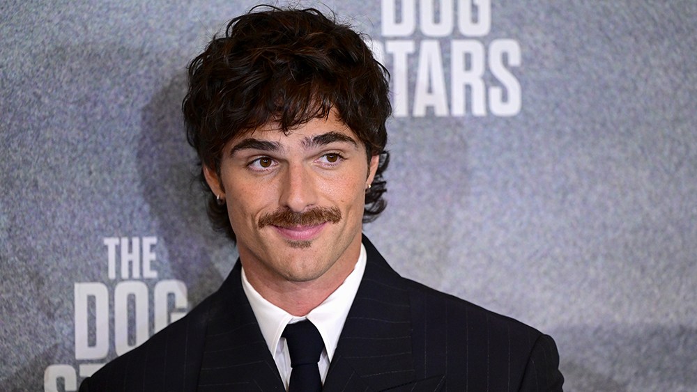 Jacob Elordi Ducks James Bond Question at The Dog Stars World Premiere