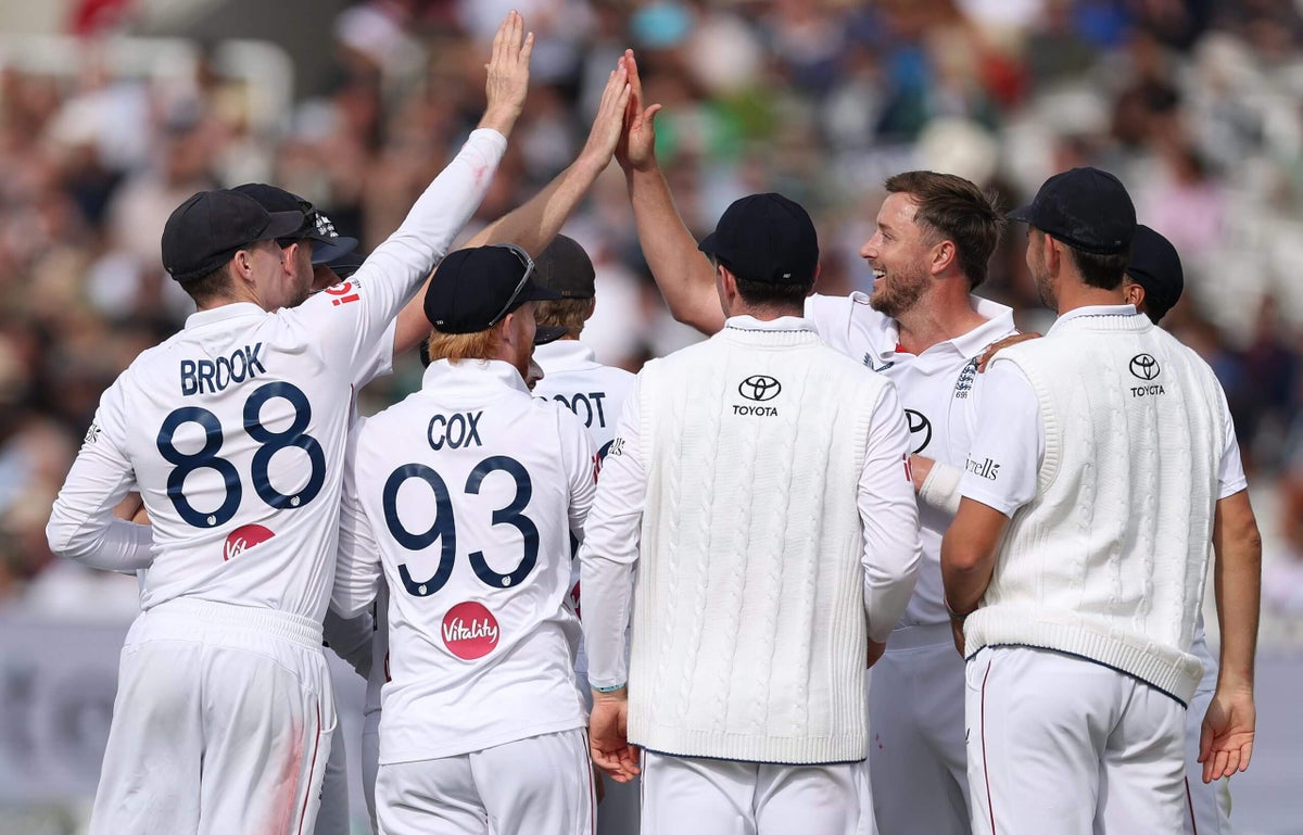 The Cricket Briefing: Saud Shakeel stands alone, but do England have an attack to win the Ashes?