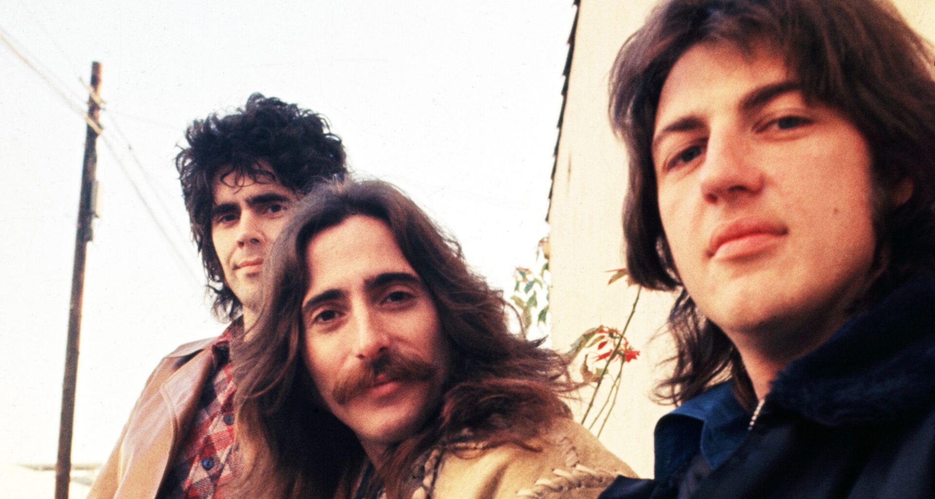 3 Songs From 1971 That 70s Teens Loved To Blast in Their First Car on the Way to High School