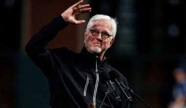 Longtime Giants broadcaster Mike Krukow to retire at end of season