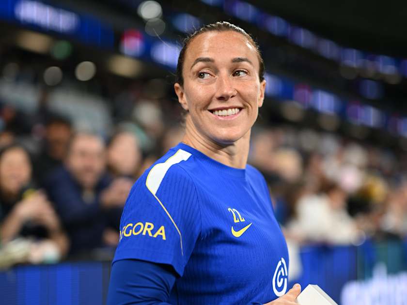 Inside the life of Lucy Bronze | News | Official Site