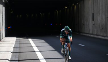 Vuelta a España stage 2 LIVE: Visma-Lease a Bike lead chase of Hayter in the break as fight for red hots up