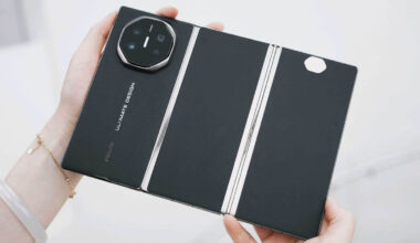 Huawei Mate XT tri-fold