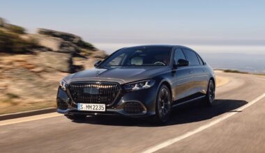 2026 Mercedes-Maybach S 680 Keeps Twin-Turbo V12 Alive for Only $600,000