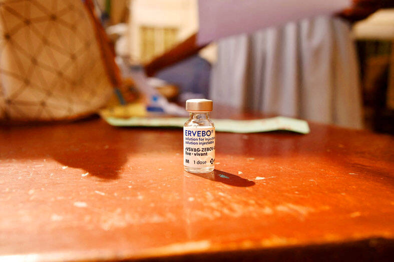 Thousands of doses of Ebola vaccine arrive in DR Congo