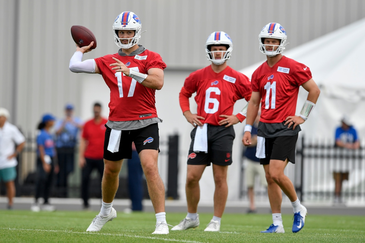 Bills Camp Football