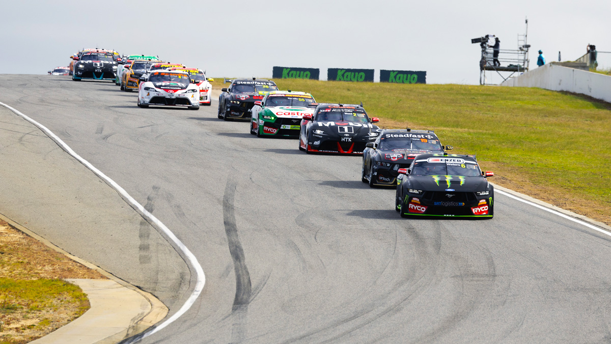 Secrecy surrounds negotiations between Supercars teams, RACE that will shape 2027 calendar