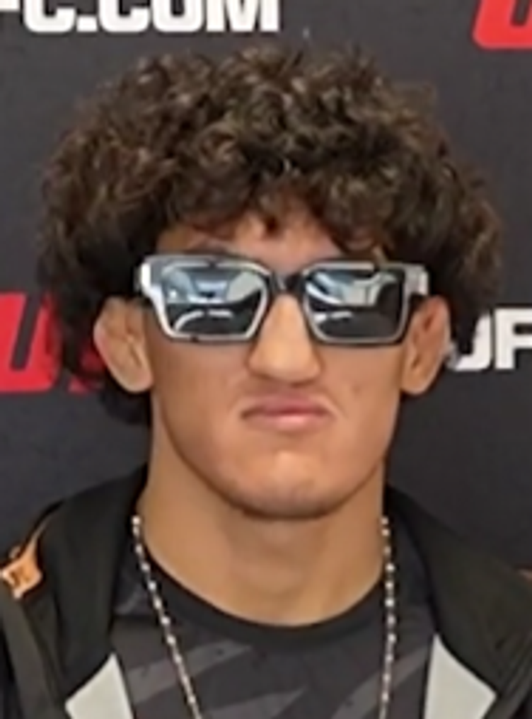 Vazquez Returns After UFC Release To Face Johns