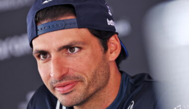 Carlos Sainz names 'perfect storm' which trapped Williams as upgrade looms
