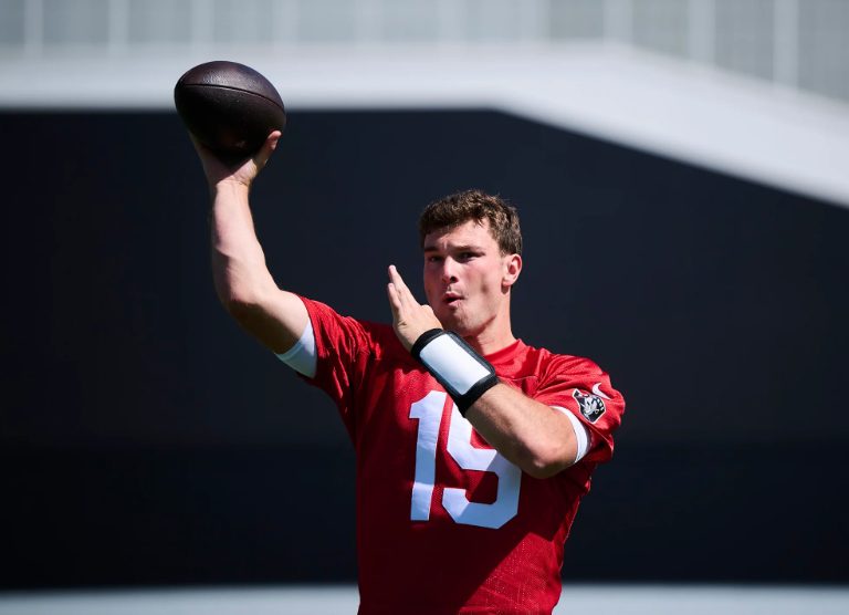 Hoosiers in the NFL: Training camp notes on Mendoza, Nowakowski, Horton, Ponds and Black – The Daily Hoosier